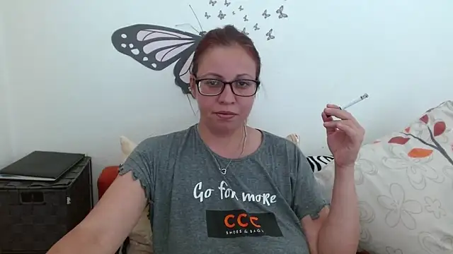 Chatroom XXX en direct de LadyHellene