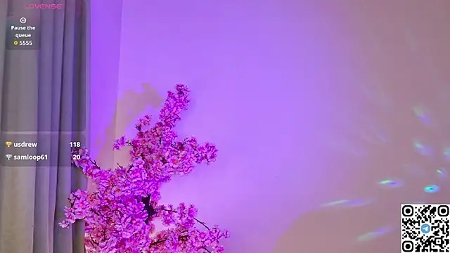 Bambi_Bloom Pertunjukan Webcam