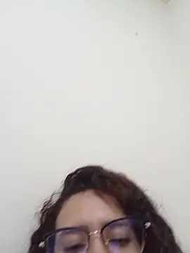 Aura_Phone's Webcam Show