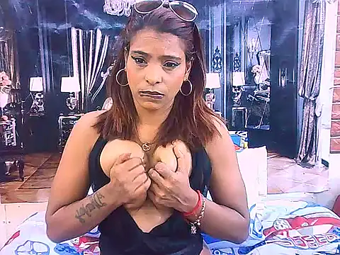 IndianSexyAssのライブXXXチャット