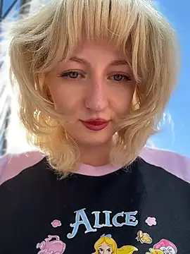 RonnieKiss Live XXX-Chat