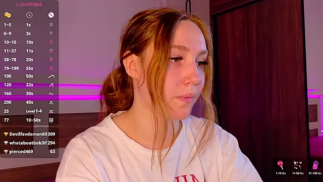 Онлайн чат XXX LunaXBaddie