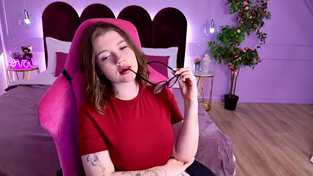 XXX chat uživo modela AlmaSound