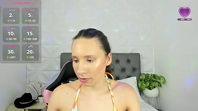 Chat +18 de valeryn__rosse ao vivo