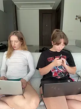 Show de webcam de Nura_n_Sarah