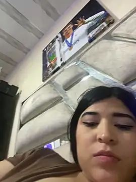 Vliacoooper2 Chat XXX in diretta