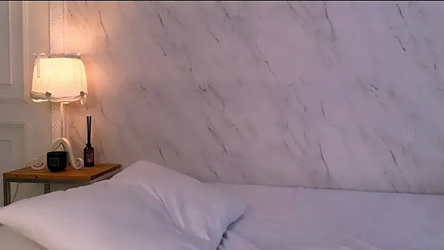 XXX chat uživo modela NoraAddams