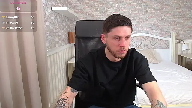 JonahShaw Chat XXX live
