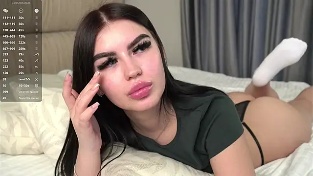 CorinaYurt's Live XXX Chat