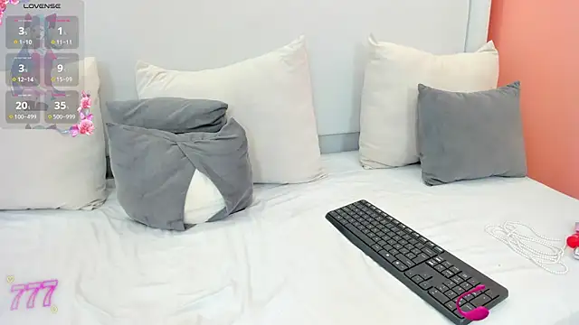riley_dolly's Live XXX Chat