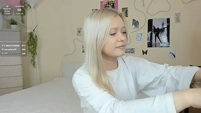 MidnightPoise – Kamerová šou