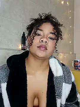 BrianaSweetxxx webkamerás műsora