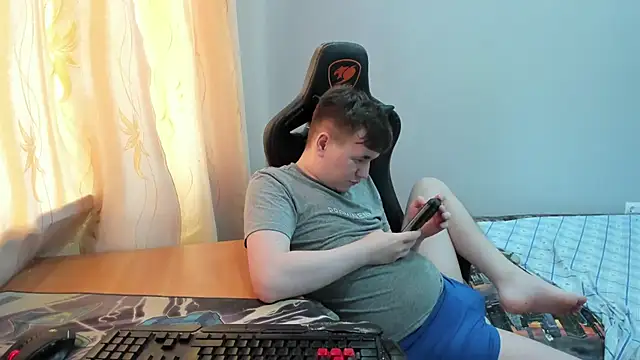 Show modela iliaskrislove na web-kameri
