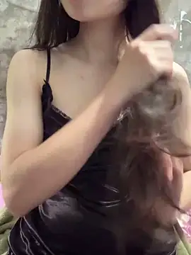 Bella_sexy98 网络视讯表演