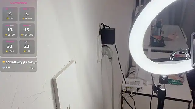 zhnlky's Live XXX Chat