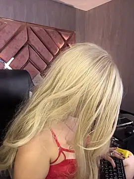 Chat XXX en directo de lya_nekko_