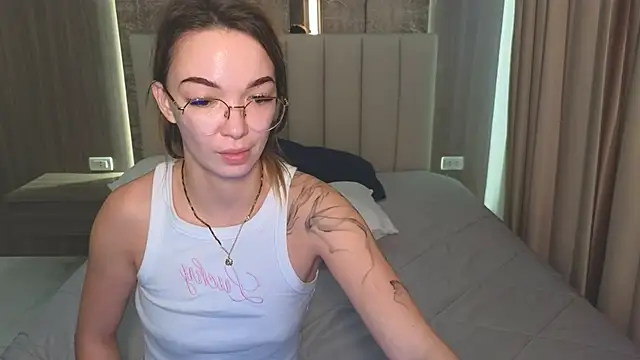 Czat XXX na żywo – SusannJohnson