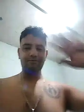 trox_memide21cm's Webcam Show