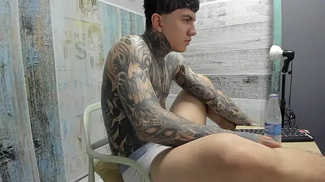 Živý XXX chat Gury_tattoo