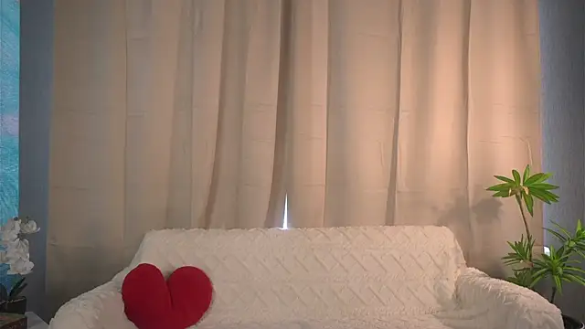 mymonique's Live XXX Chat