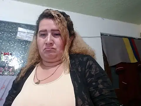 Živý XXX chat Perla1981--