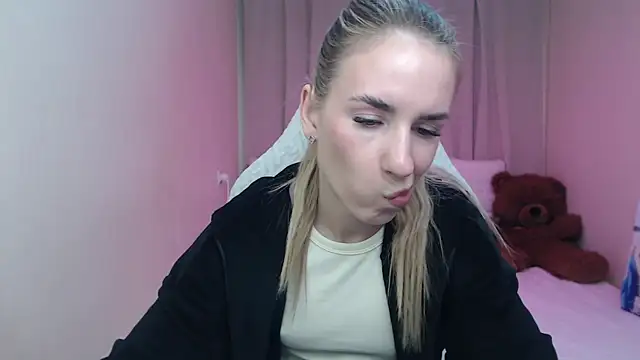 DeboraHorny's Live XXX Chat