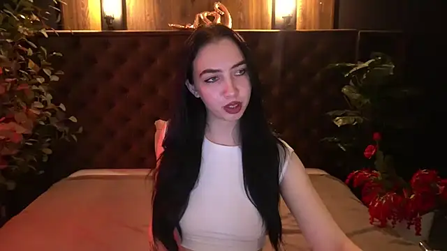 WildKittenX_ élő XXX-chatje