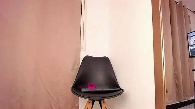 SabrinaVantress Live XXX-Chat