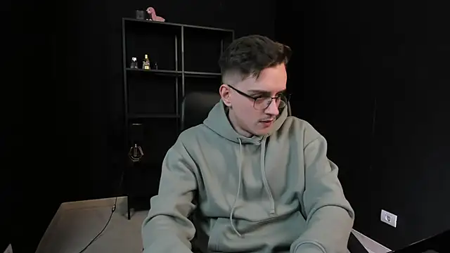 FelixStarkk 在線直播表演