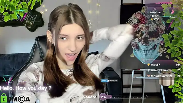 CherryBloom777 Adlı Modelin Canlı XXX Sohbeti
