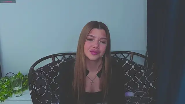 DelenaRines: απευθείας συνομιλία ΧΧΧ