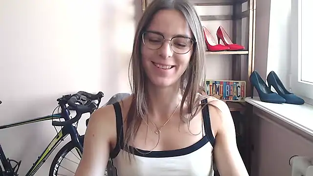 love_megi Chat XXX in diretta