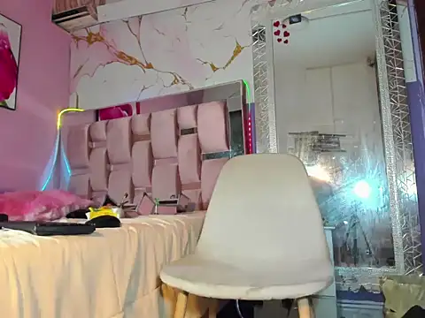 HUGE_BLACKCOCK Chat XXX live