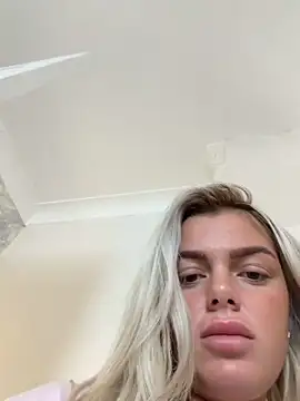 Irish_BarbieMilfx Webcam Show