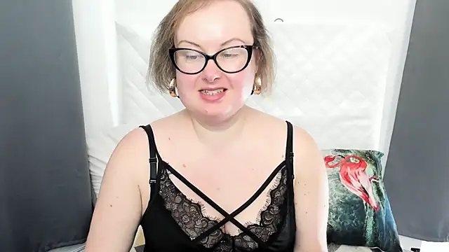 Show modela dirtyBonnie na web-kameri