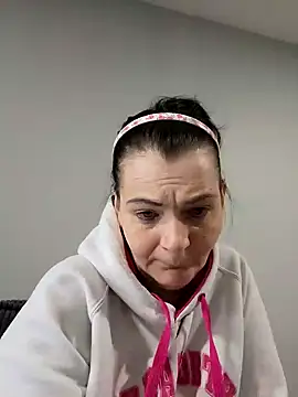 Show modela roksa2026 na web-kameri