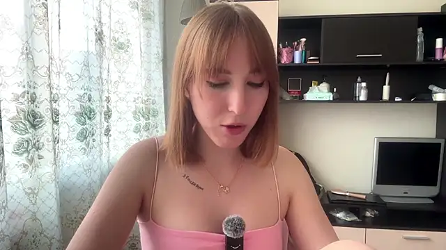 AquilineOritesn Live XXX chat