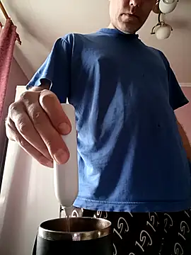 XXX chat uživo modela Sam_Colt
