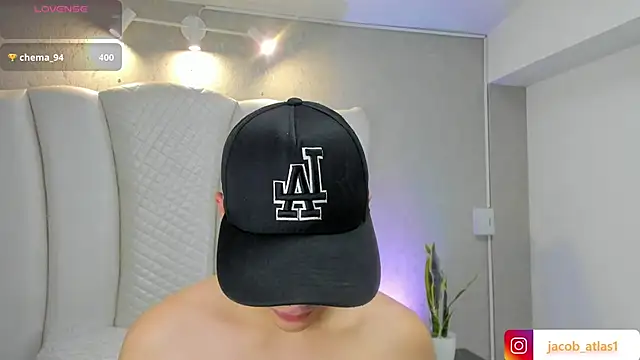 Chatroom XXX en direct de ian_jacob