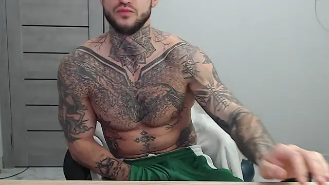maxi_foxxx – Kamerová šou