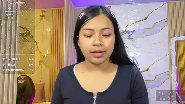 Maile_Tay live XXX chat