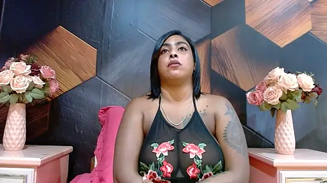 Indian_Shine Webcamshow