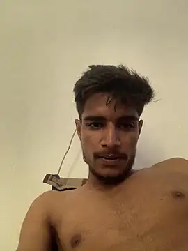 kaushikhotty Chat XXX in diretta