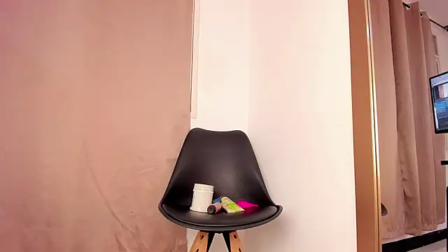 SabrinaVantress Live XXX-chat
