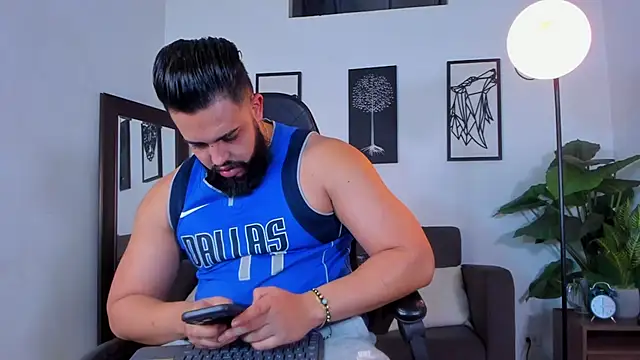 Justin_kingX7's Live XXX Chat