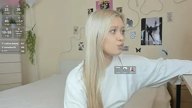 MidnightPoise Show in webcam