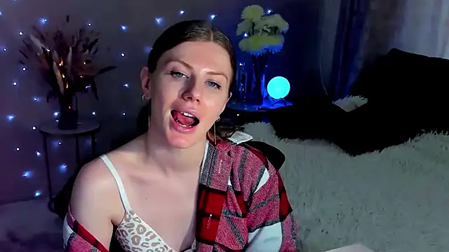 JinnaGreat's Live XXX Chat