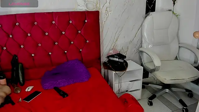 Czat XXX na żywo – Kazsandraa