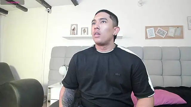 erotic_sins 现场XXX聊天
