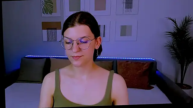 AnnaThorne's Live XXX Chat